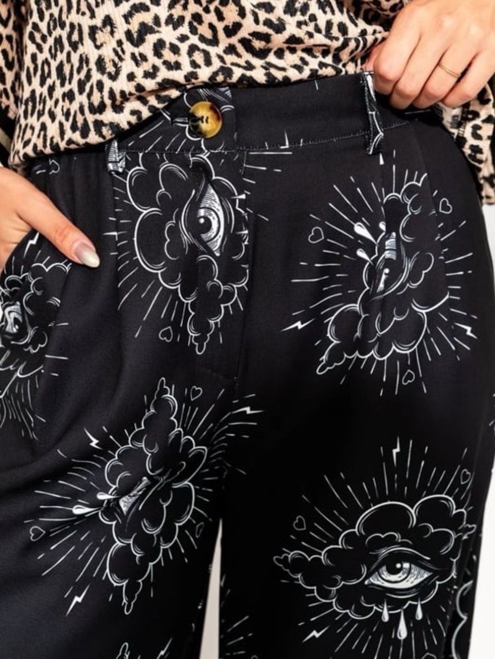 Dressed in LALA Never Taking These Off Trousers in Past Present Future - M